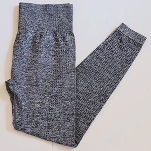 NWOT Grey leggings